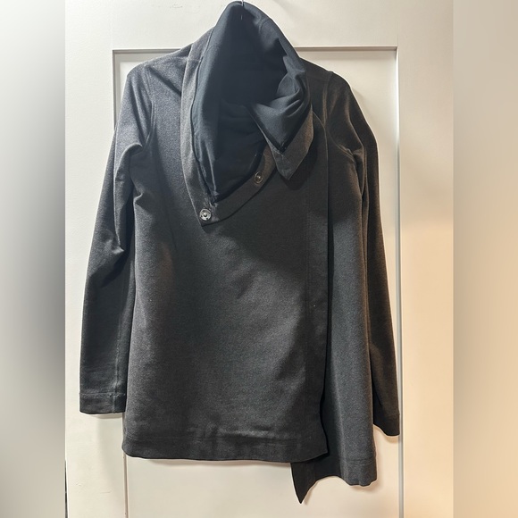 LULULEMON Charcoal Gray Savasana Blanket Wrap Jacket - Picture 1 of 3